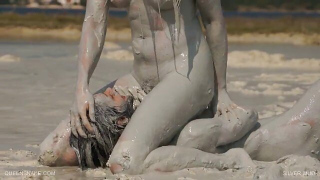 놀라운 :  뜨거운 섹시 섹시한중년여성 latina 을 얻 파괴 by a bbc 후에 스프레이 탄 성인 영화 